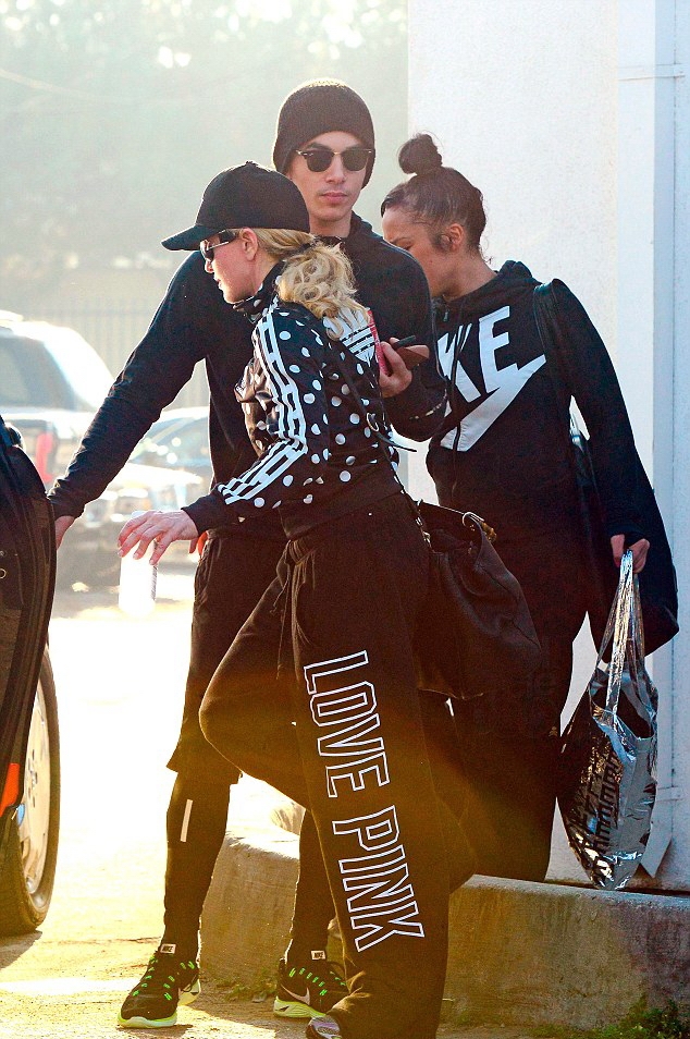 Madonna and Timor Steffens working out in Los Angeles [29 January 2014 ...