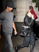 Madonna and Jesus Luz leaving the Four Seasons, New York