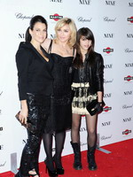 Madonna attends the premiere of 'Nine' at the Ziegfield Theatre, New York